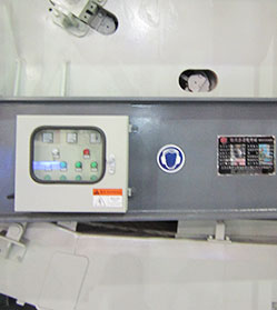 移動(dòng)式破碎機(jī)操控室 移動(dòng)式破碎機(jī)操控室
