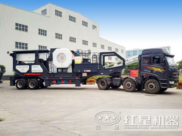 汽車載移動(dòng)碎石機(jī):配鄂破機(jī) 汽車載移動(dòng)碎石機(jī):配鄂破機(jī)