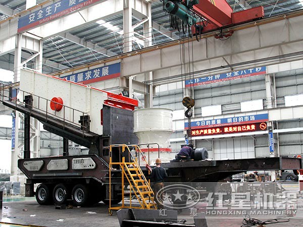 移動(dòng)汽車載碎石子機(jī):配圓錐破 移動(dòng)汽車載碎石子機(jī):配圓錐破