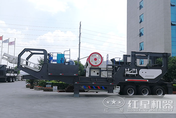 移動粉石頭機搭載顎式破碎機 移動粉石頭機搭載顎式破碎機